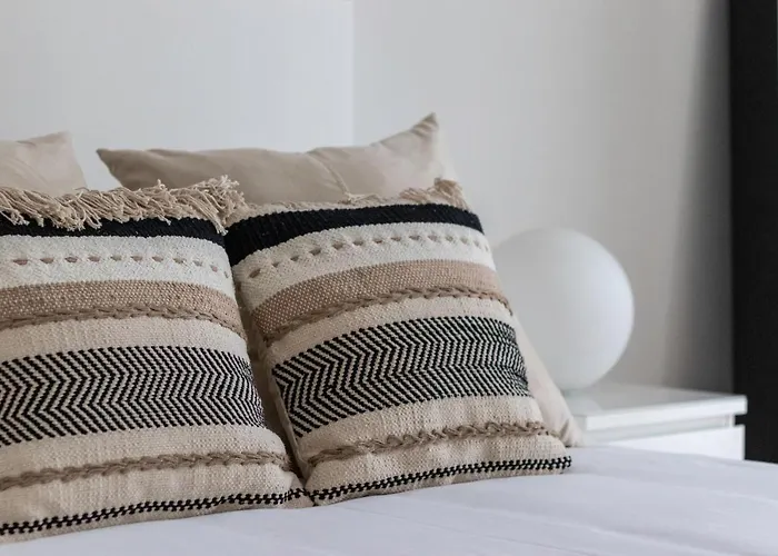 Coqueto Y Tranquilo En El Centro بلباو